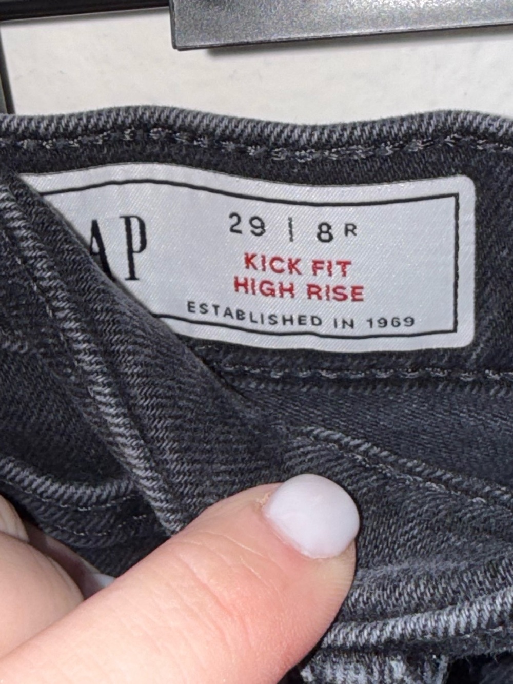 GAP Black Gray High Rise Kick Fit Crop Flare Jeans Raw Hem Size 8 - Picture 6 of 6